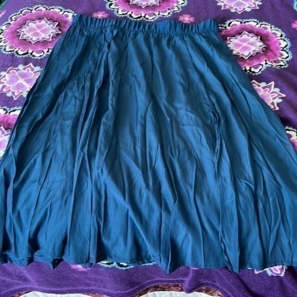 14TH & UNION Teal Midi Skirt With Side Slit Size Large NWOT
